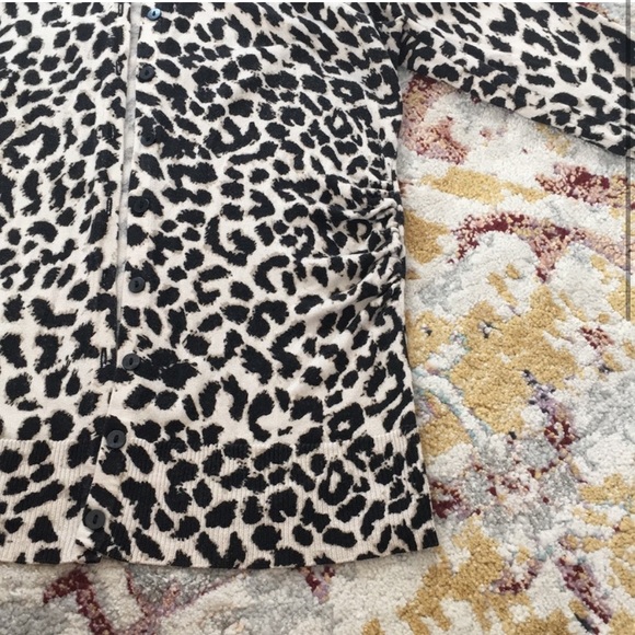 Ann Taylor leopard print cardigan Size S - Picture 2 of 4